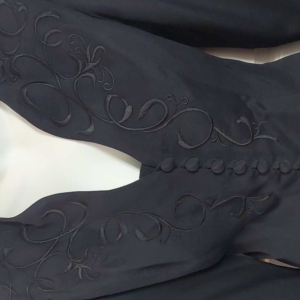 Gorgeous Embroidered Skirt Suit
